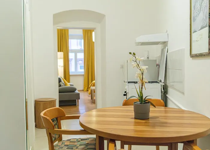 Economy 1br Well Connected To The Whole Apartment